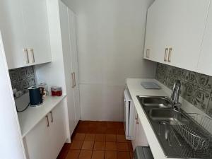 Afbeelding uit fotogalerij van Sage Cottage in Somerset West +2 foto's