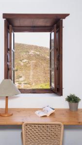 En generel udsigt til bjerge eller udsigt til bjerge taget fra lejligheden