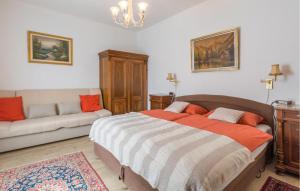 Posteľ alebo postele v izbe v ubytovaní Lovely Apartment In Porec With Kitchen