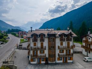 Nespecifikovaný výhled na hory nebo výhled na hory při pohledu z apartmánu
