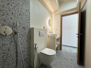 Koupelna v ubytování Zoha Villas