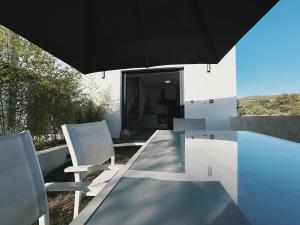 Balkón nebo terasa v ubytování Zoha Villas