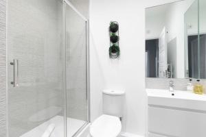 O baie la Elliot Oliver - Stylish 2 Bedroom Town Centre Apartment