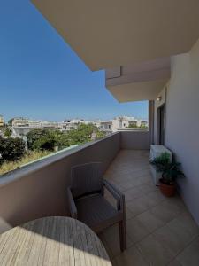 Balkoni atau teres di New cozy apartment in the center of Kos town