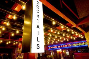 Certifikát, ocenenie alebo iný dokument vystavený v ubytovaní Hard Rock Hotel Madrid