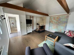 Χώρος καθιστικού στο Charmiga Norrangen