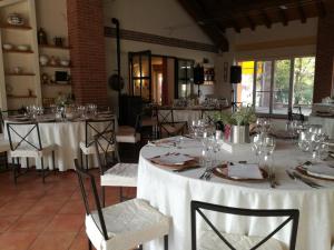 Restaurace v ubytování Agriturismo Vignarello + 37 fotografií