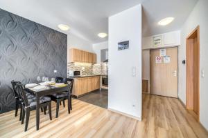 Elegance Central Retreat 1081 Budapest, Corvin sétány 3 B lépcsőház VI/9. kép - 2