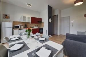Cuisine ou kitchenette dans l'établissement L'Éclat Travot Central Lumineux Vue Sublime