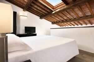 Katil atau katil-katil dalam bilik di FH55 Med Guesthouse