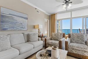 Posezení v ubytování Jade East Towers 1040 by Newman-Dailey