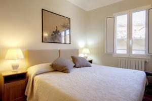 Posteľ alebo postele v izbe v ubytovaní Florence view apartment