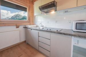 Köök või kööginurk majutusasutuses Residence Garni Stella