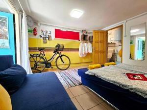 Posteľ alebo postele v izbe v ubytovaní Apartment for Cyclists RIDE IN Balatonalmádi