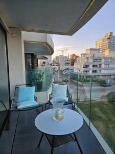 En balkon eller terrasse på Departamento Punta del Este