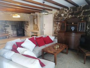 A seating area at Casa Ria do Anllons