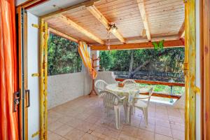 A balcony or terrace at MIO & TUYO CASE VACANZE