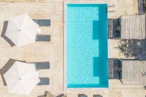 The swimming pool at or close to Villa Elegio