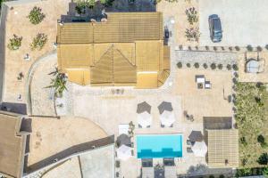 The swimming pool at or close to Villa Elegio