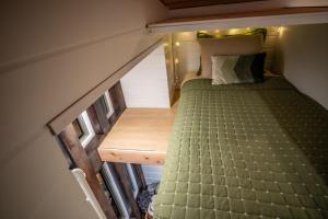 Zona de estar de Unique Tiny Home Minutes from Downtown