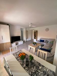 Posedenie v ubytovaní Apartamento PARADISE Solo Familias