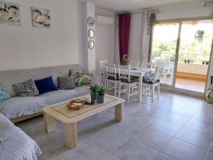 Posedenie v ubytovaní Apartamento PARADISE Solo Familias