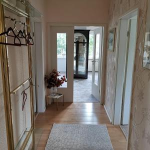 Ảnh trong thư viện ảnh của Große Ferienwohnung in ruhiger Lage mit Bergpanorama ở Olsberg +12 ảnh