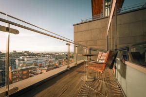 Radisson Blu Royal Hotel Dublin陽台或露臺