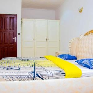 Pointe-Noire şehrindeki Residence NLI Songolo tesisine ait fotoğraf galerisinden bir görsel