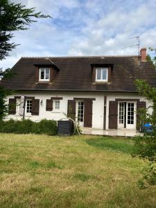 Ảnh trong thư viện ảnh của Maison dans un grand parc ở Dun-sur-Auron