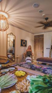 Amnaya Resort Nusa Dua的休息区