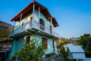 Γενική θέα στο βουνό ή θέα στο βουνό από  αυτό το δωμάτιο σε οικογενειακή κατοικία