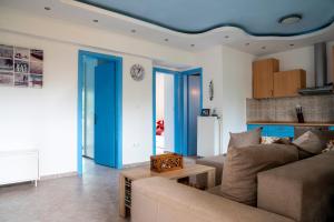 Kuchyň nebo kuchyňský kout v ubytování D&G Azure Greens Apartment