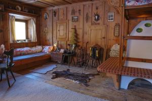 Postel nebo postele na pokoji v ubytování Elventhal - Private Chalet in alpine valley + 13 fotografií