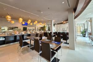 Ресторан / где поесть в Novotel Banjarmasin Airport