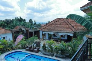 Kolam renang di atau dekat dengan Mowicribs Hotel and Spa