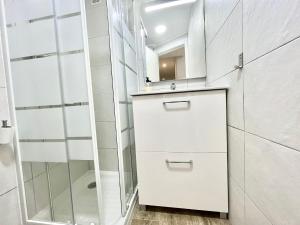 Fotografia z galérie ubytovania Apartamento 3 dormitorios centro Villajoyosa v destinácii Villajoyosa + 15 fotografií