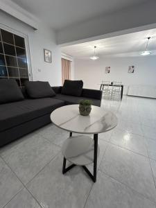 パフォスにあるModern Spacious Penthouse in Paphosのギャラリーの写真