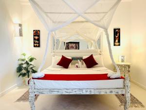Postel nebo postele na pokoji v ubytování Dream Luxury B&b Watamu