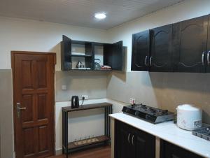 Fotografie z fotogalerie ubytování Himma's Luxury Family Suite v destinaci Freetown