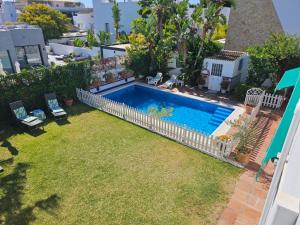 Bazén v ubytování Andalusian Delight Family Villa with 3 bedrooms with Amazing mountains Views nebo v jeho okolí