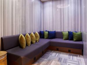 Uma área de estar em ibis Styles Istanbul Merter