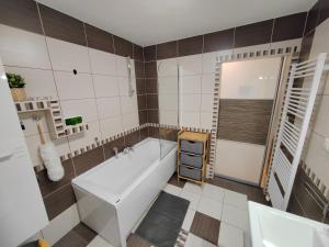 Koupelna v ubytování Apartman Tatry + 12 fotografií