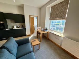 Grindal Studio Apartments - Newly Opened Luxury Accommodation的厨房或小厨房
