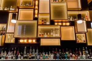 Zona de lounge sau bar la Motel One Stuttgart-Feuerbach
