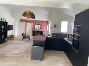 Fotografie z fotogalerie ubytování Maison avec piscine en centre ville v destinaci Vendome + 16 fotografií