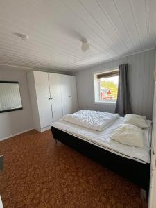 Gallery image of Koselig liten rorbu i Lofoten in Ballstad