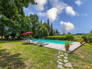 an image of a swimming pool in a yard at Holiday Home Tenuta La Colonna by Interhome in Ponte di Masino +74 photos