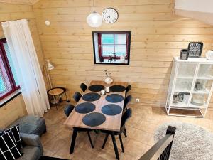 Posezení v ubytování Holiday Home Levin otava 8 by Interhome