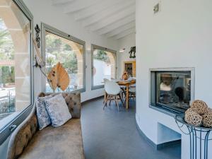 Posedenie v ubytovaní Villa Villa Vista Paraiso by Interhome